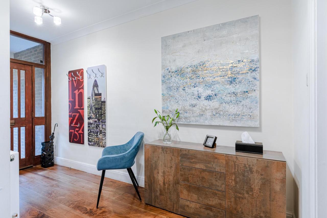 Notting Hill & Hyde Park Exclusive West-End Serene Designer Family Home 5Bed4Bath 런던 외부 사진
