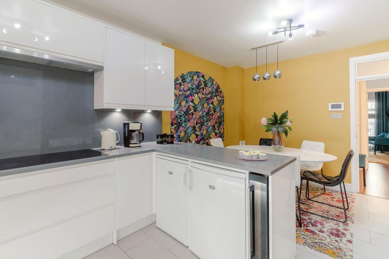 Notting Hill & Hyde Park Exclusive West-End Serene Designer Family Home 5Bed4Bath 런던 외부 사진