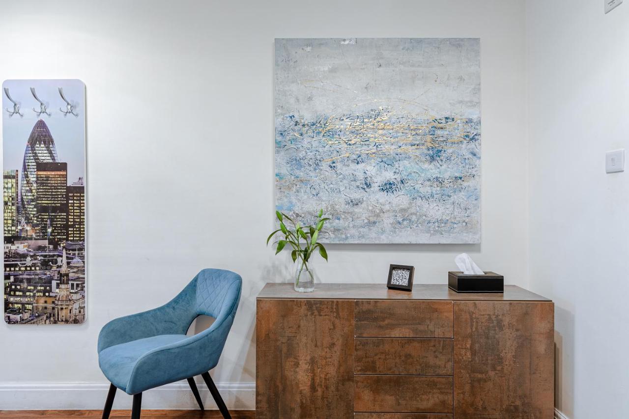 Notting Hill & Hyde Park Exclusive West-End Serene Designer Family Home 5Bed4Bath 런던 외부 사진