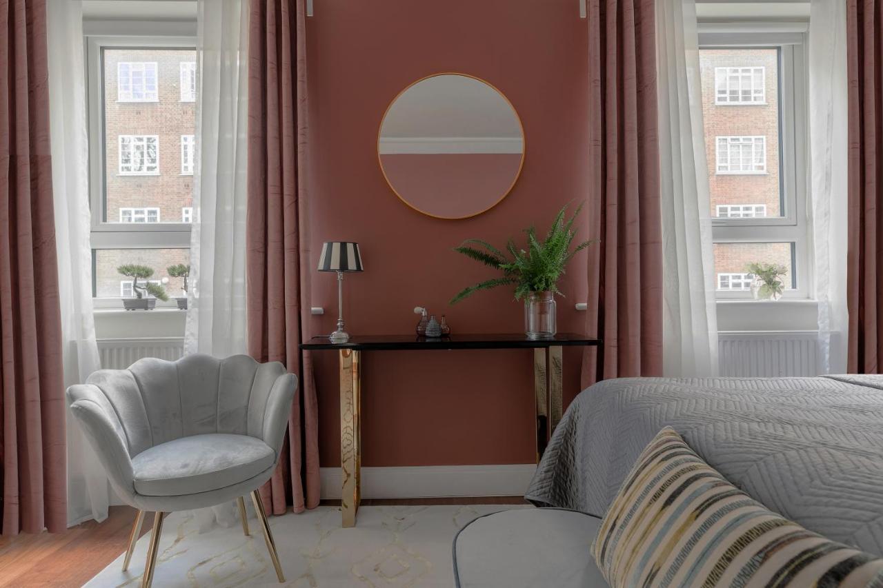 Notting Hill & Hyde Park Exclusive West-End Serene Designer Family Home 5Bed4Bath 런던 외부 사진