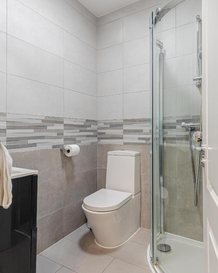 Notting Hill & Hyde Park Exclusive West-End Serene Designer Family Home 5Bed4Bath 런던 외부 사진
